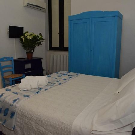 Sogni D'Oro Lecce Bed & Breakfast ภายนอก รูปภาพ