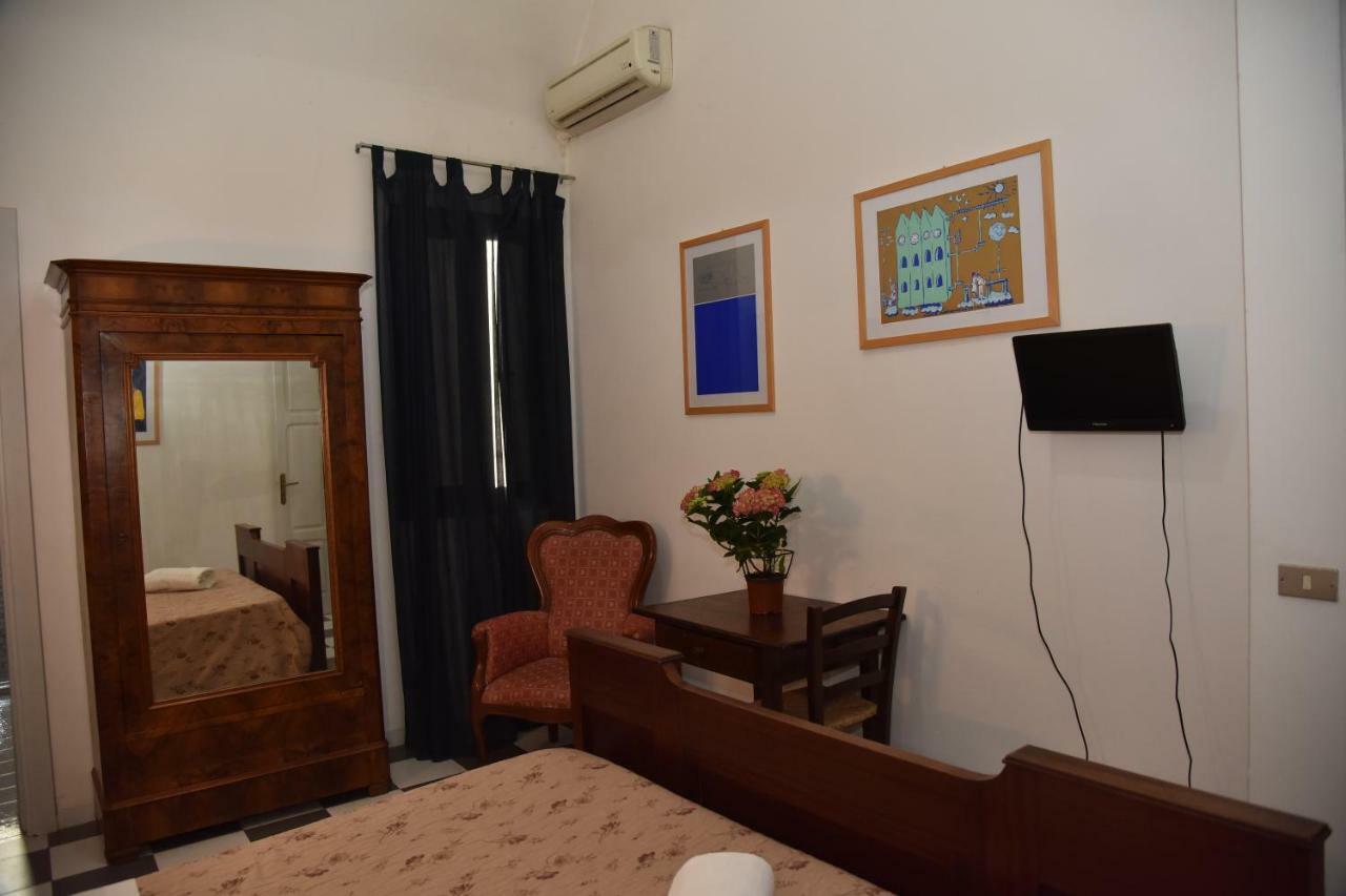 Sogni D'Oro Lecce Bed & Breakfast ภายนอก รูปภาพ