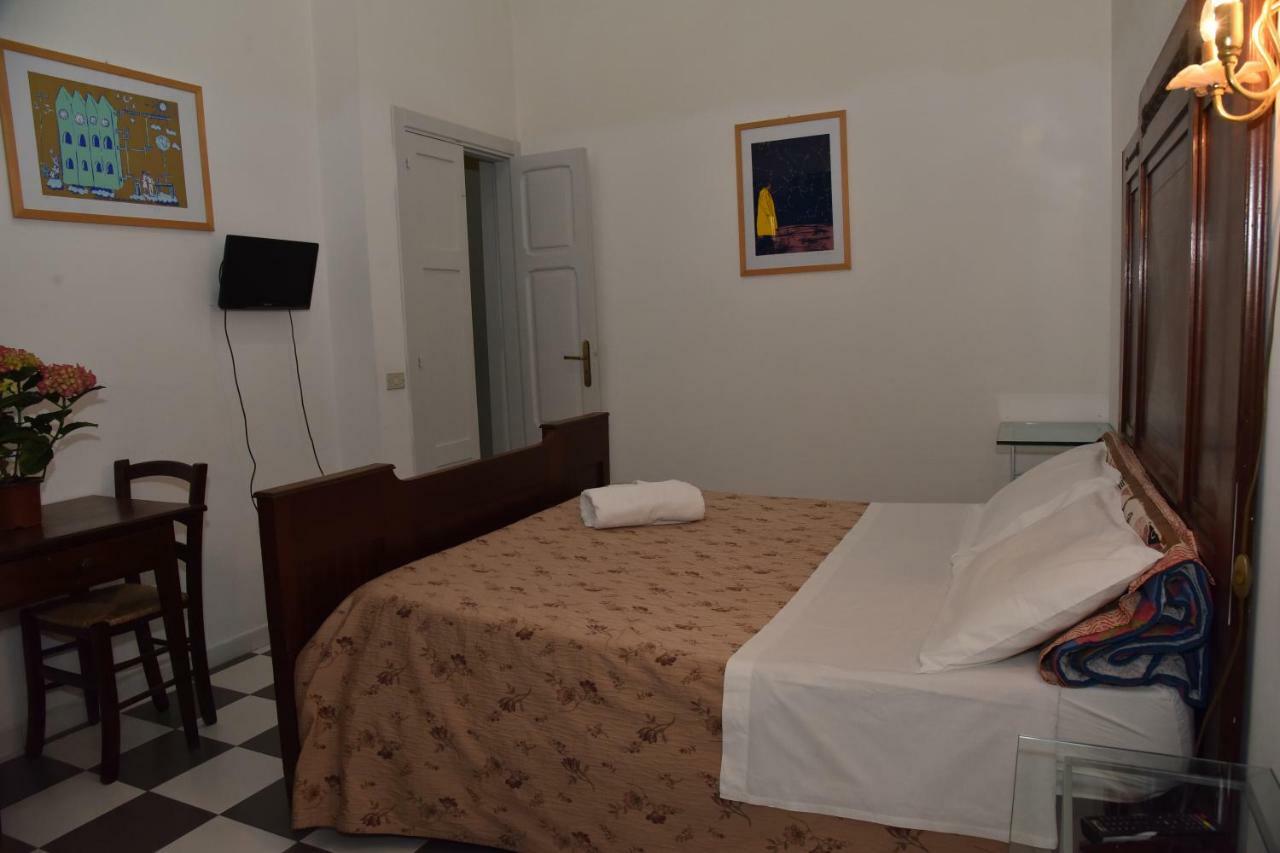 Sogni D'Oro Lecce Bed & Breakfast ภายนอก รูปภาพ